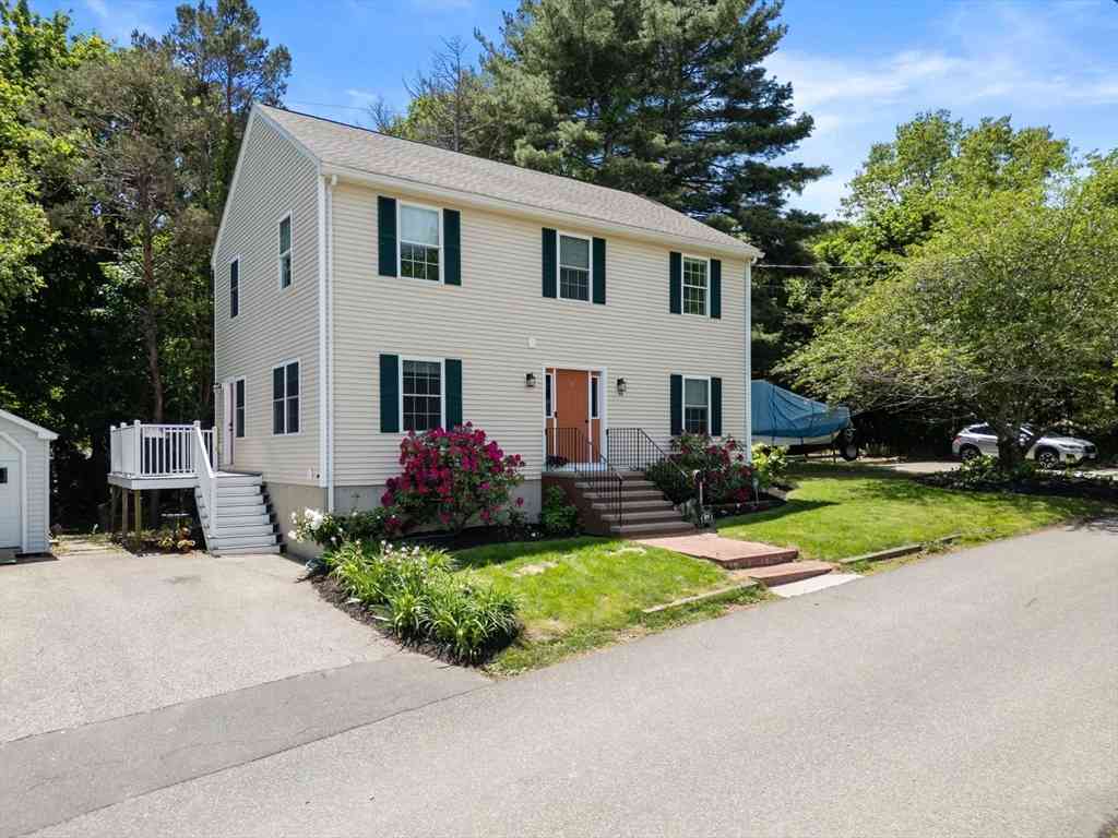 Homes For Sale - 89 Trefton Avenue<br/> Weymouth, MA 02188
