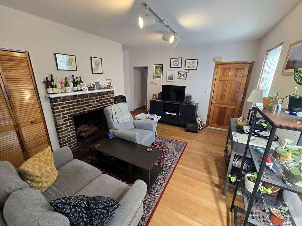 Apartment For Rent - 101 Summer St #1<br/> Watertown, MA 02472