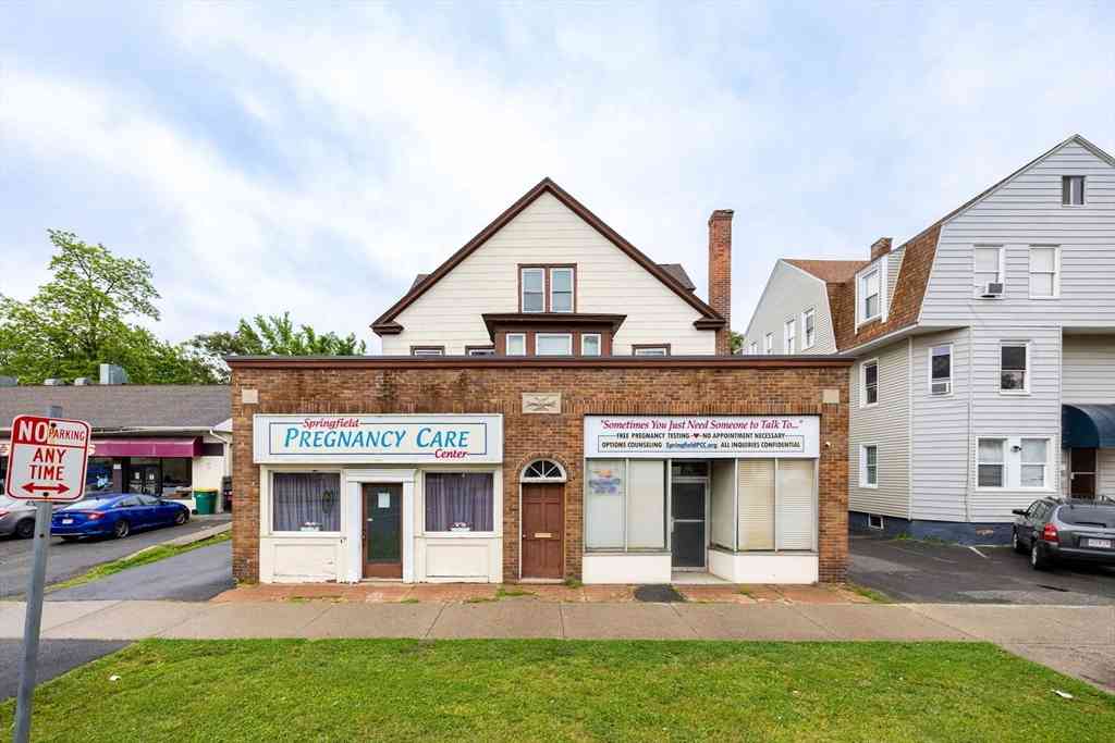 Homes For Rent - 704-708 Sumner Avenue<br/> Springfield, MA 01108