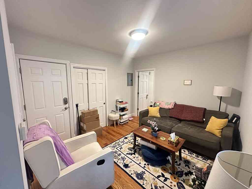 Apartment For Rent - 417 Cardinal Medeiros #3<br/> Cambridge, MA 02141