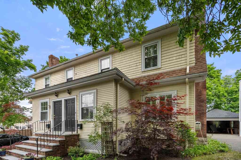 Condo For Sale - 10-12 Richardson Ave #2<br/> Arlington, MA 02476