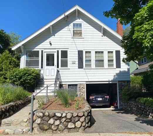 Homes For Sale - 86 Highview Avenue<br/> Melrose, MA 02176