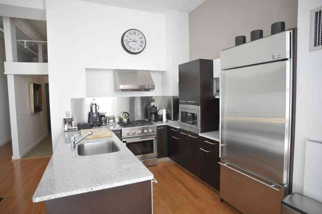 Condo For Rent - 88 Kingston Street #2F<br/> Boston, MA 02111