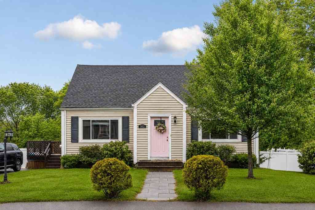 Homes For Sale - 563 Pine St<br/> Weymouth, MA 02190