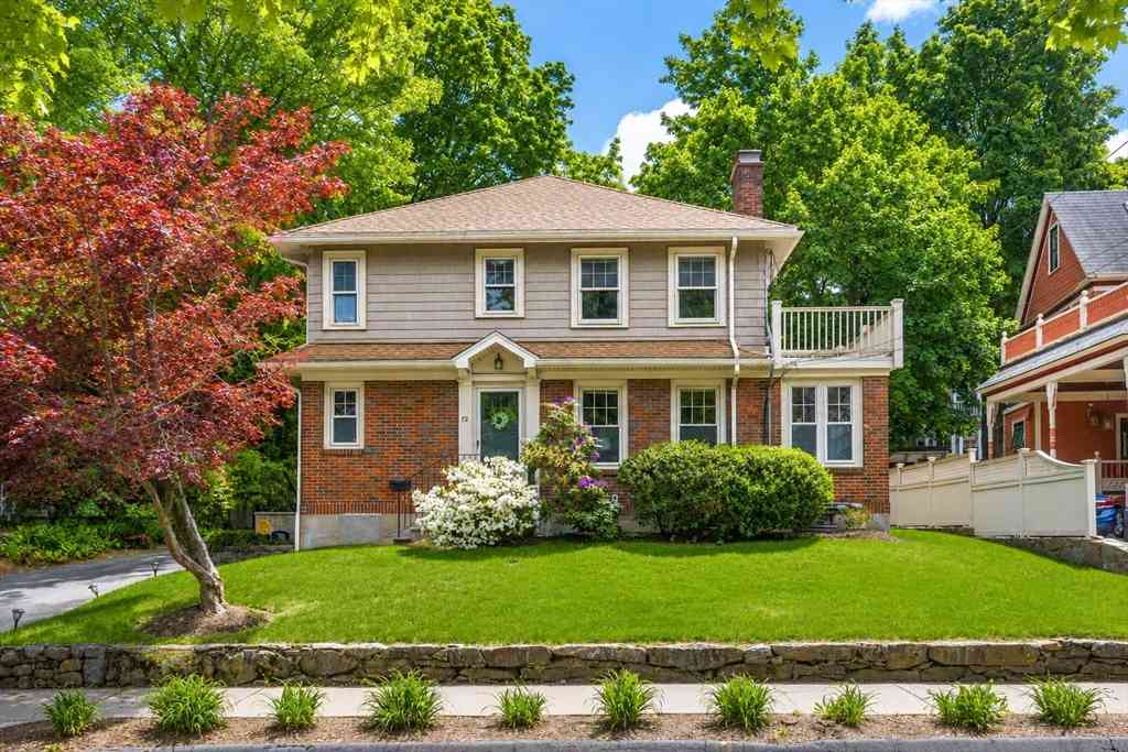 Condo For Sale - 72 Clyde St #1<br/> Newton, MA 02460