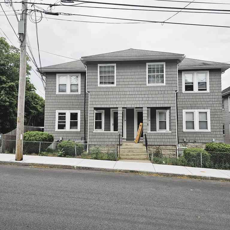Apartment For Rent - 97 Hammond St #1<br/> Waltham, MA 02451