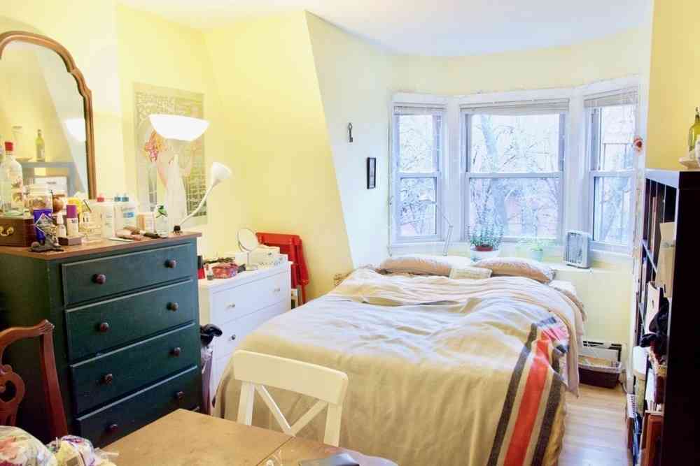 Condo For Rent - 20 Concord Sq #5<br/> Boston, MA 02118