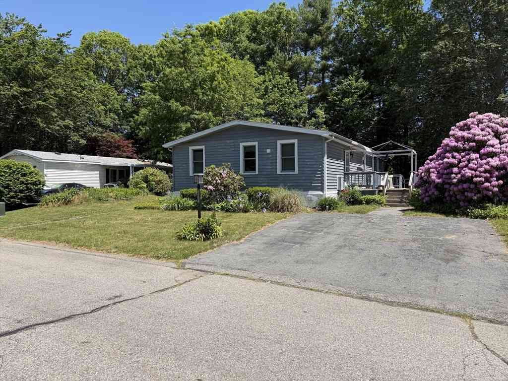 Mobile Home For Sale - 16 Liberty St<br/> Plymouth County, West Bridgewater, MA 02379