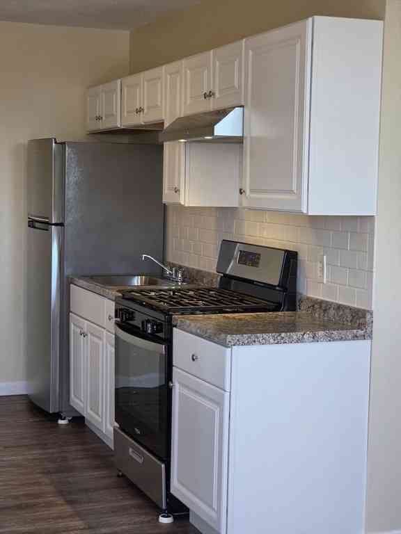 Apartment For Rent - 848 Western Ave #4<br/> Lynn, MA 01904