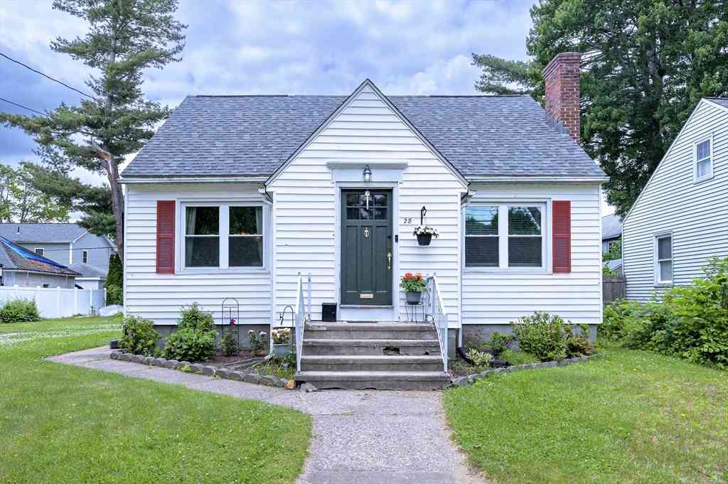 Homes For Sale - 28 Bither St<br/> Springfield, MA 01118
