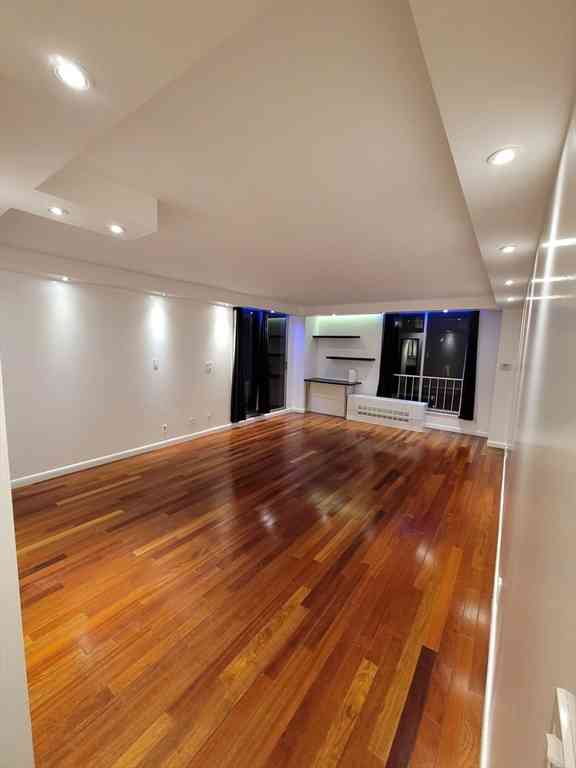 Condo For Rent - 33 Pond Ave #924<br/> Brookline, MA 02445