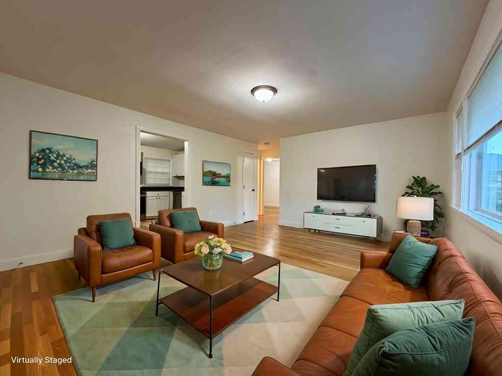 Apartment For Rent - 15 Park Avenue #4<br/> Foxboro, MA 02035