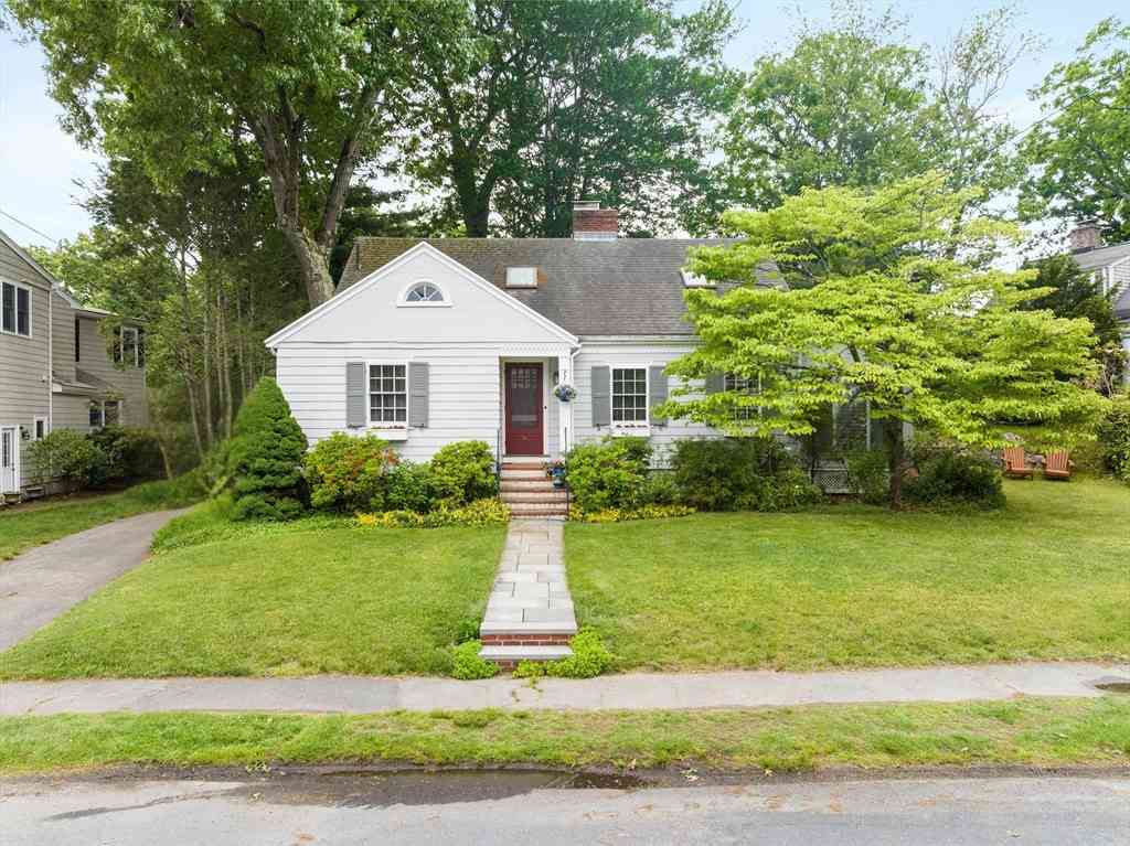 Homes For Sale - 89 Melrose Ave<br/> Needham, MA 02492