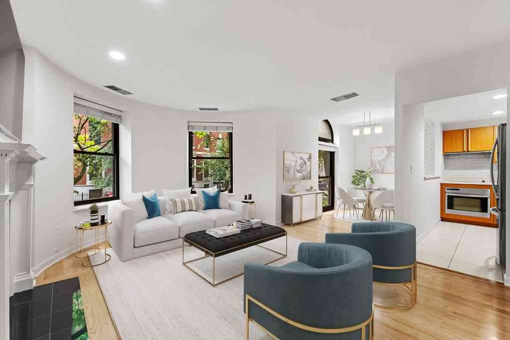 Condo For Sale - 103 Gainsborough #102<br/> Boston, MA 02115