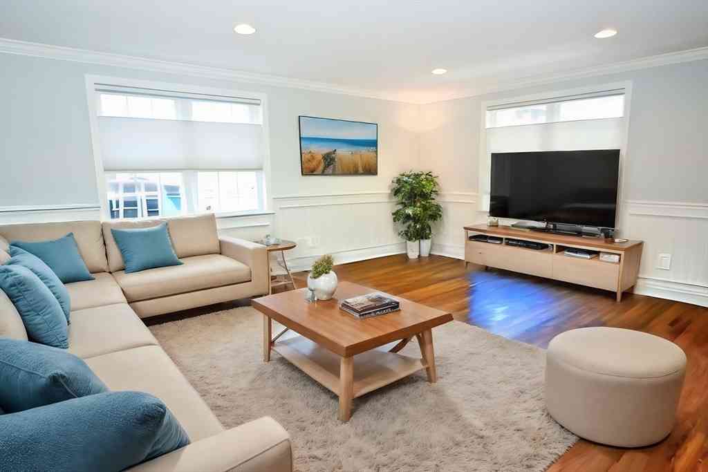 Homes For Rent - 21 Franklin #21<br/> Arlington, MA 02474