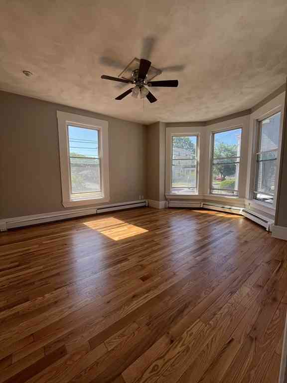 Apartment For Rent - 99 Laighton St #2<br/> Lynn, MA 01902