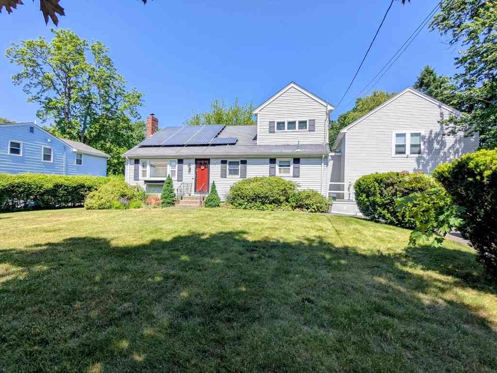 Homes For Sale - 373 Hancock St<br/> Abington, MA 02351