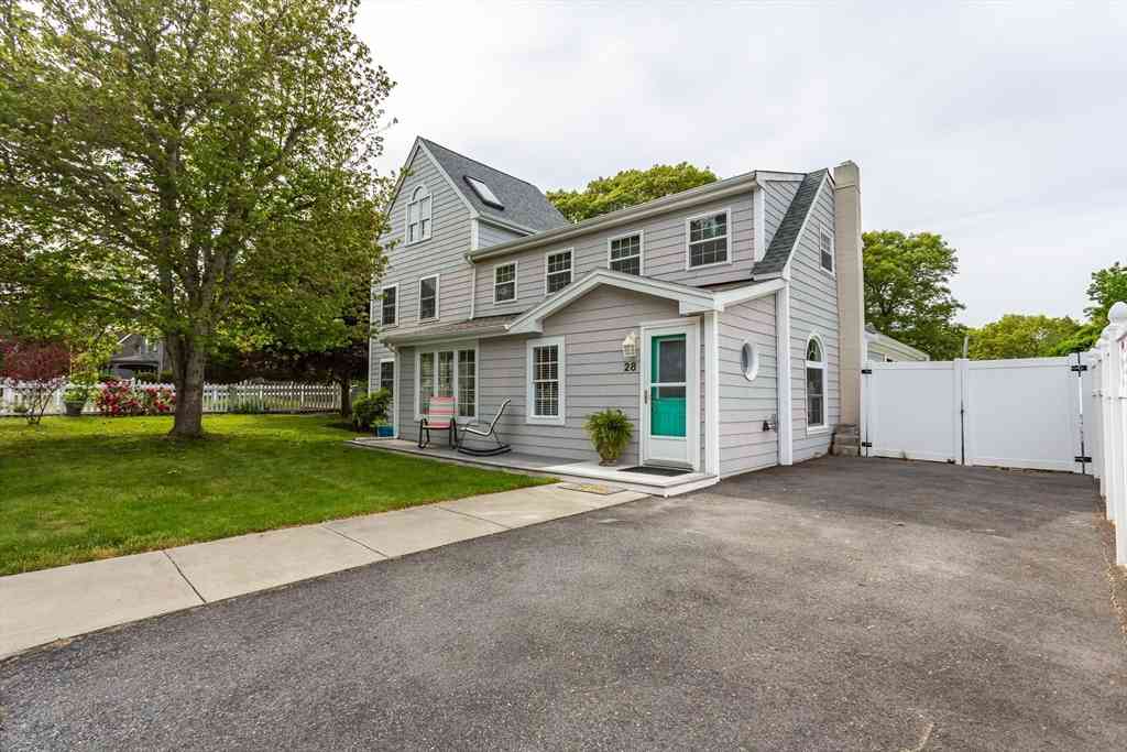 Homes For Sale - 28 Winona Ave<br/> Bristol County, Fairhaven, MA 02719