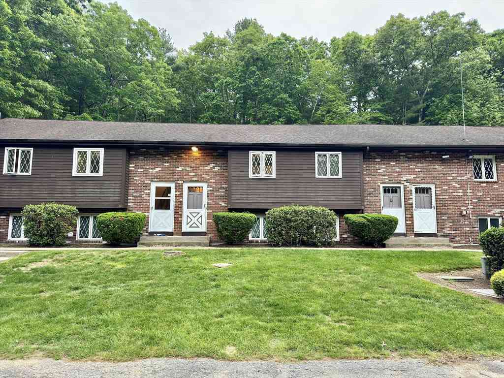 Condo For Rent - 791 South St. #15<br/> Wrentham, MA 02093