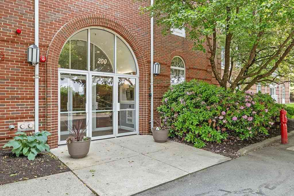 Condo For Rent - 200 Captains Row #204<br/> Chelsea, MA 02150
