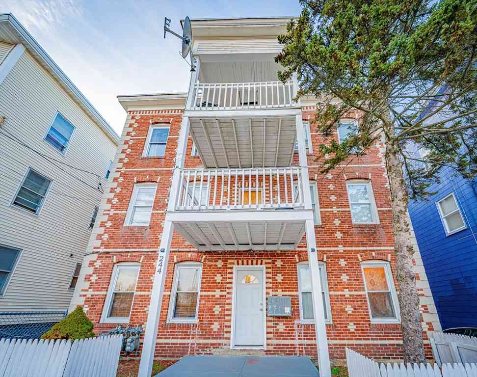 Multifamily For Rent - 244 E Haverhill<br/> Lawrence, MA 01841