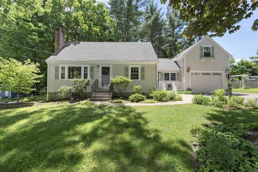 Homes For Sale - 60 Hilltop Drive<br/> Millis, MA 02054