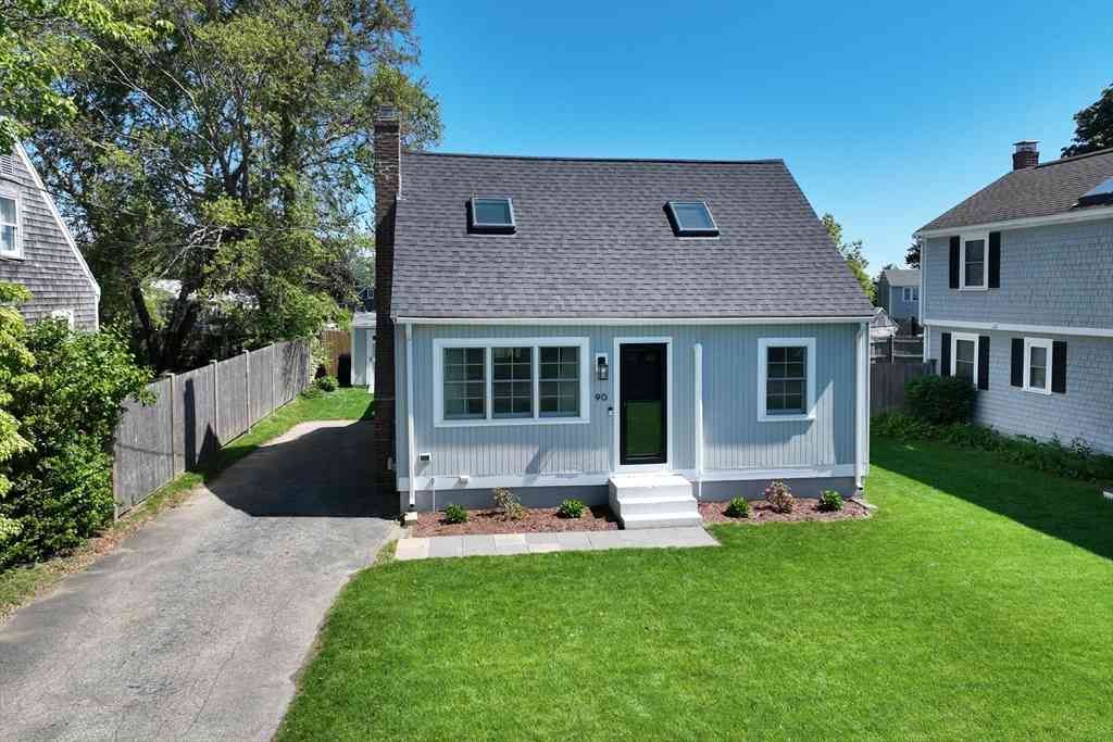 Homes For Sale - 90 Colonial Rd<br/> Marshfield, MA 02050