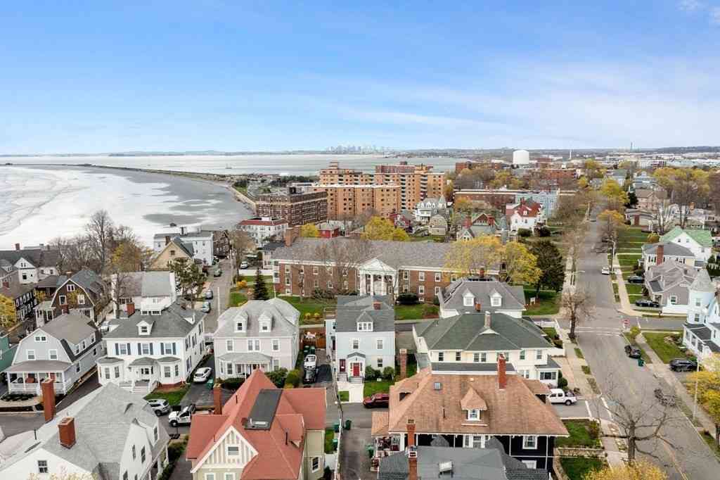 Apartment For Rent - 3 Grosvenor Park #2<br/> Lynn, MA 01902