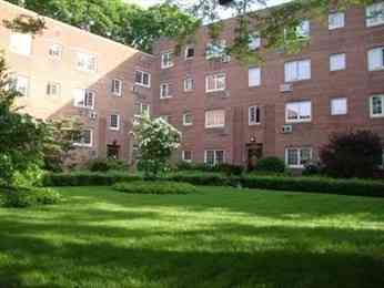 Condo For Rent - 28 Saint Paul Street #6<br/> Brookline, MA 02446