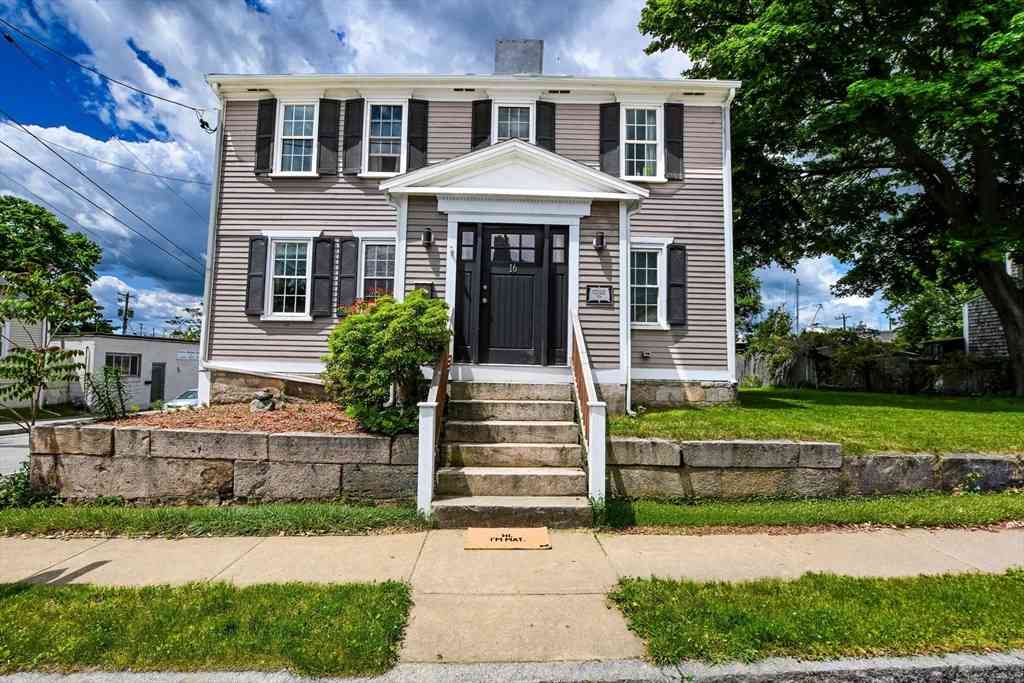 Homes For Sale - 16 Middle St<br/> Fairhaven, MA 02719