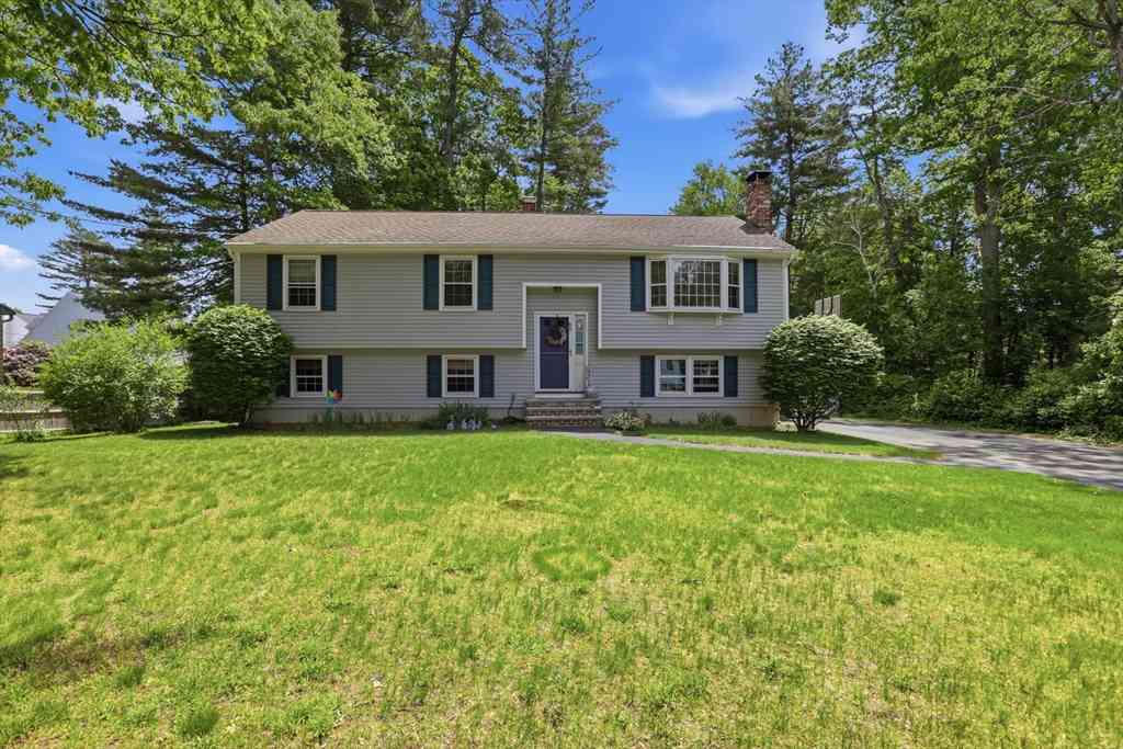 Homes For Sale - 63 Faulkner Ave<br/> Middlesex County, Wilmington, MA 01887