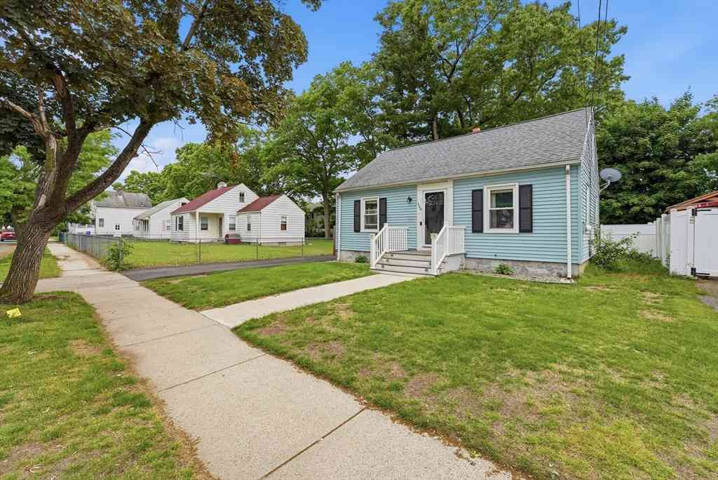 Homes For Sale - 154 Russell Street<br/> Springfield, MA 01104