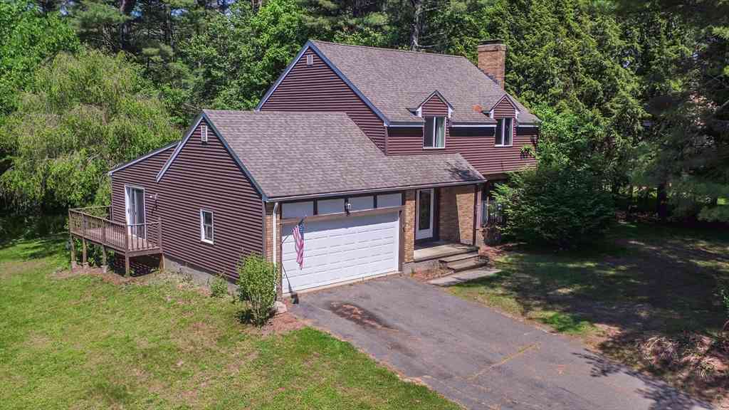 Homes For Sale - 428 Michael Sears Rd.<br/> Hampshire County, Belchertown, MA 01007