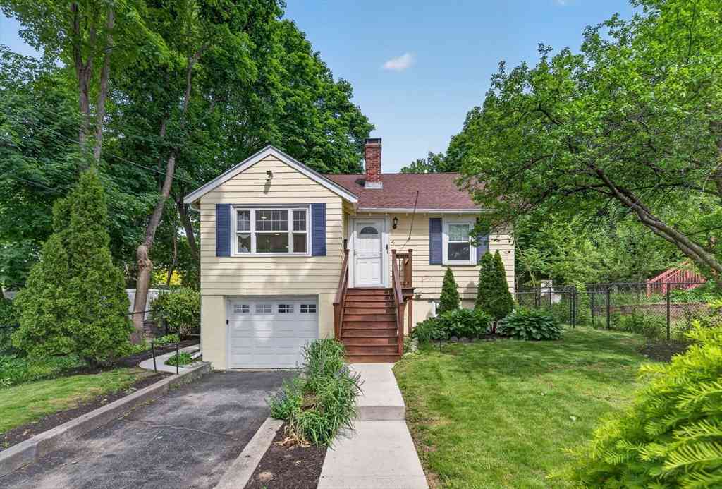 Homes For Sale - 4 Irving St<br/> Stoneham, MA 02180