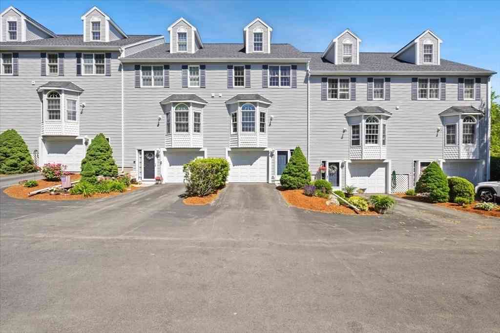 Condo For Sale - 7 Waltham #7<br/> Plainville, MA 02762