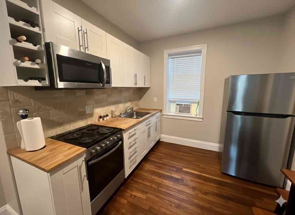 Apartment For Rent - 35 Swallow St #2<br/> Boston, MA 02127