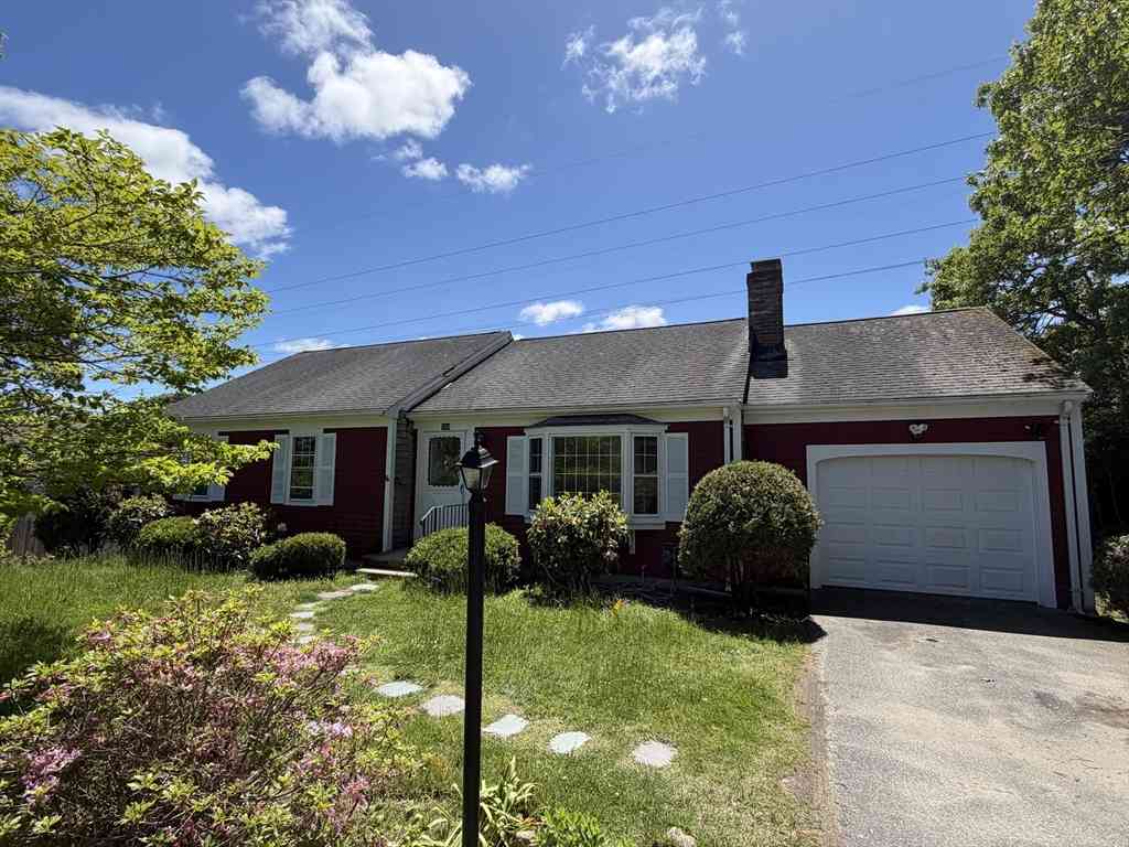 Homes For Sale - 164 Eileen St<br/> Yarmouth, MA 02675