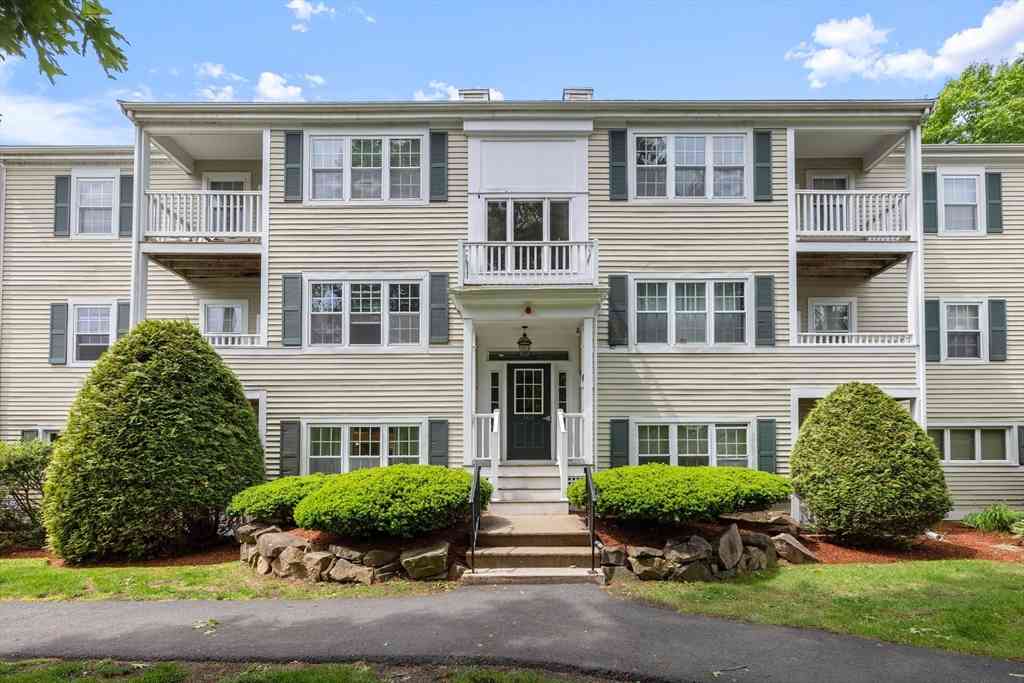 Condo For Sale - 700 Brookside Dr #J<br/> Andover, MA 01810