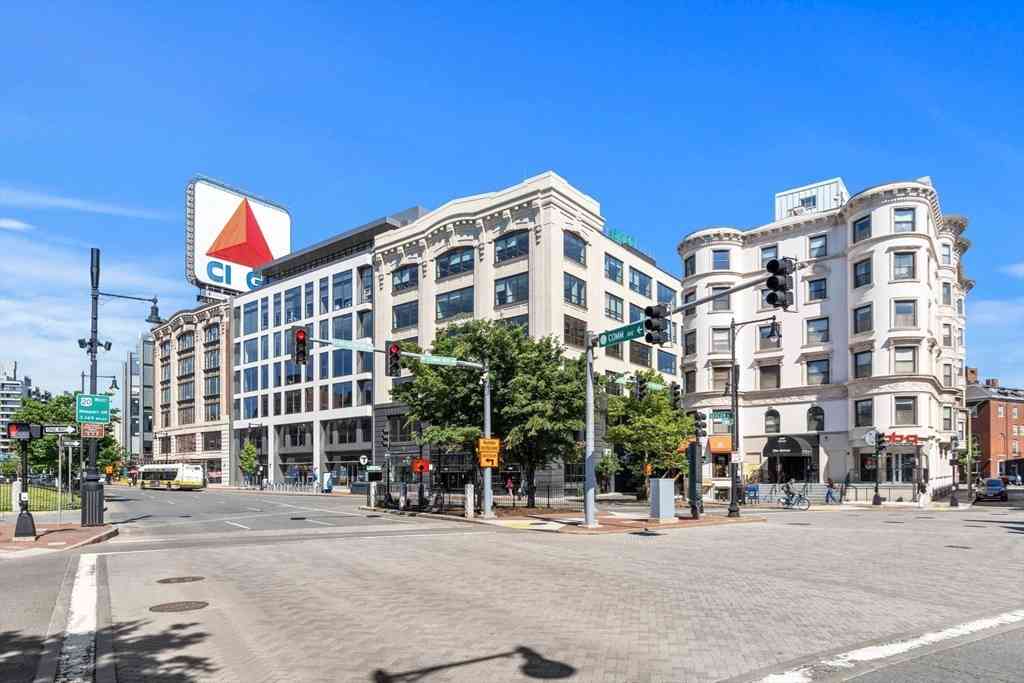 Condo For Sale - 636 Beacon #502<br/> Boston, MA 02215