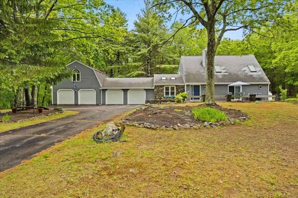 Homes For Sale - 871 Washington St<br/> Franklin, MA 02038