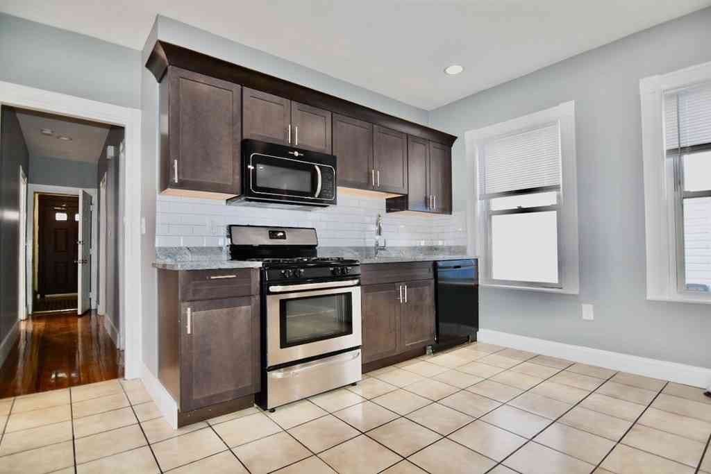 Apartment For Rent - 21 Treadway Road #2<br/> Boston, MA 02125