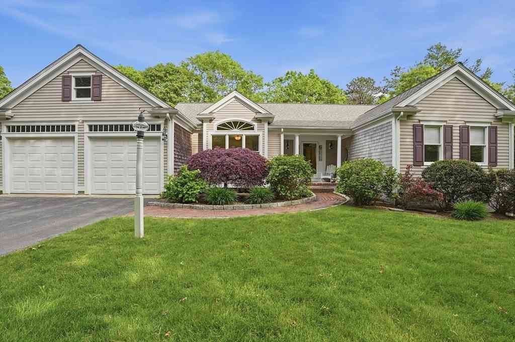 Homes For Sale - 51 Falling Leaf Ln<br/> Barnstable, MA 02655