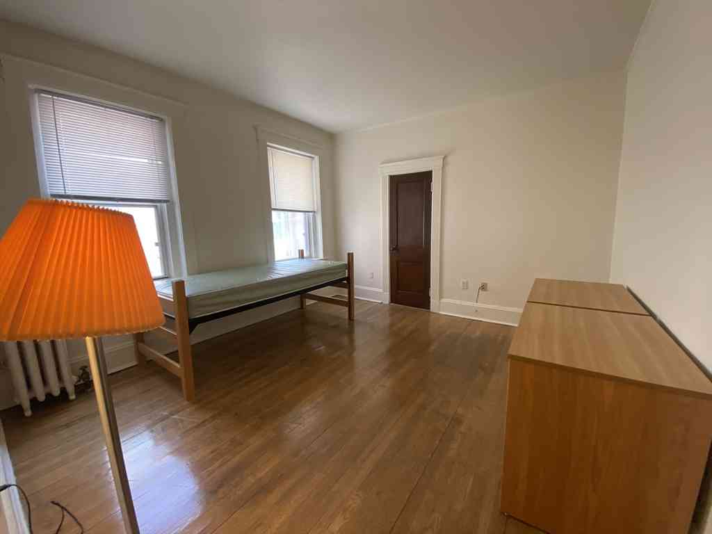 Apartment For Rent - 327 Huntington Ave #10<br/> Boston, MA 02115