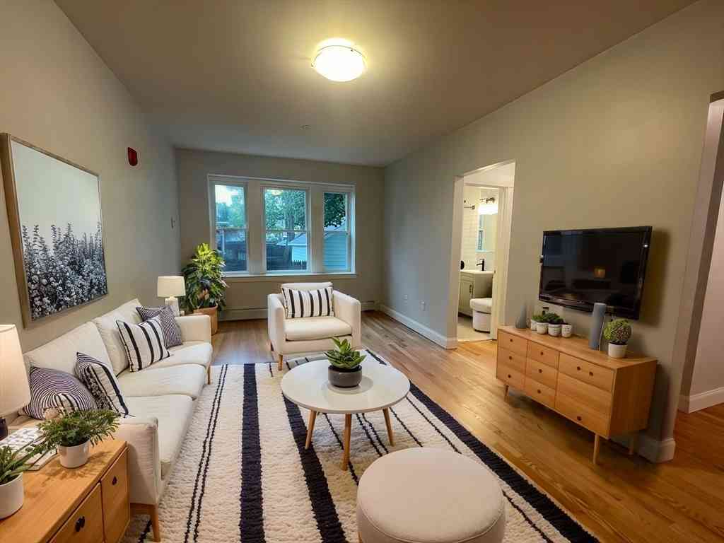 Apartment For Rent - 233 Lafayette Street #5<br/> Salem, MA 01970