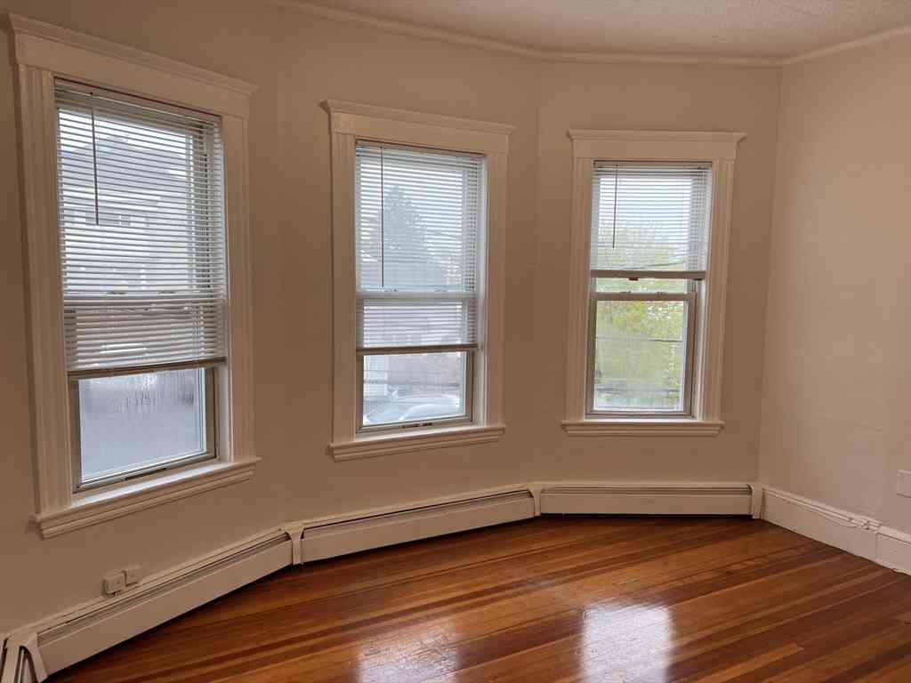 Apartment For Rent - 765 Broadway #7<br/> Everett, MA 02149