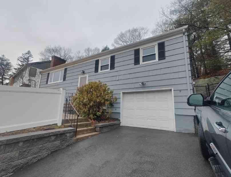 Homes For Rent - 619 Boylston<br/> Newton, MA 02458