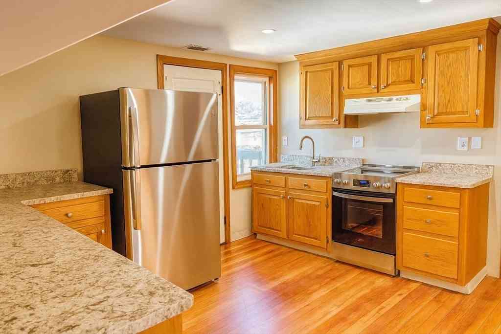 Apartment For Rent - 44 Ferndale Rd #2<br/> Quincy, MA 02170