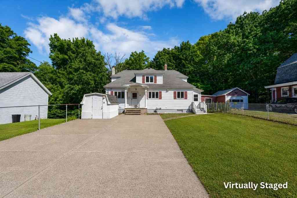 Homes For Sale - 12 Gerrish Ave<br/> Middlesex County, Dracut, MA 01826