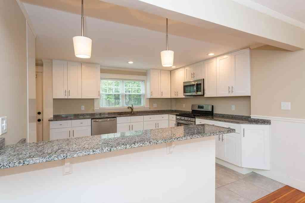 Condo For Rent - 11 Cedar St #1<br/> Salem, MA 01970