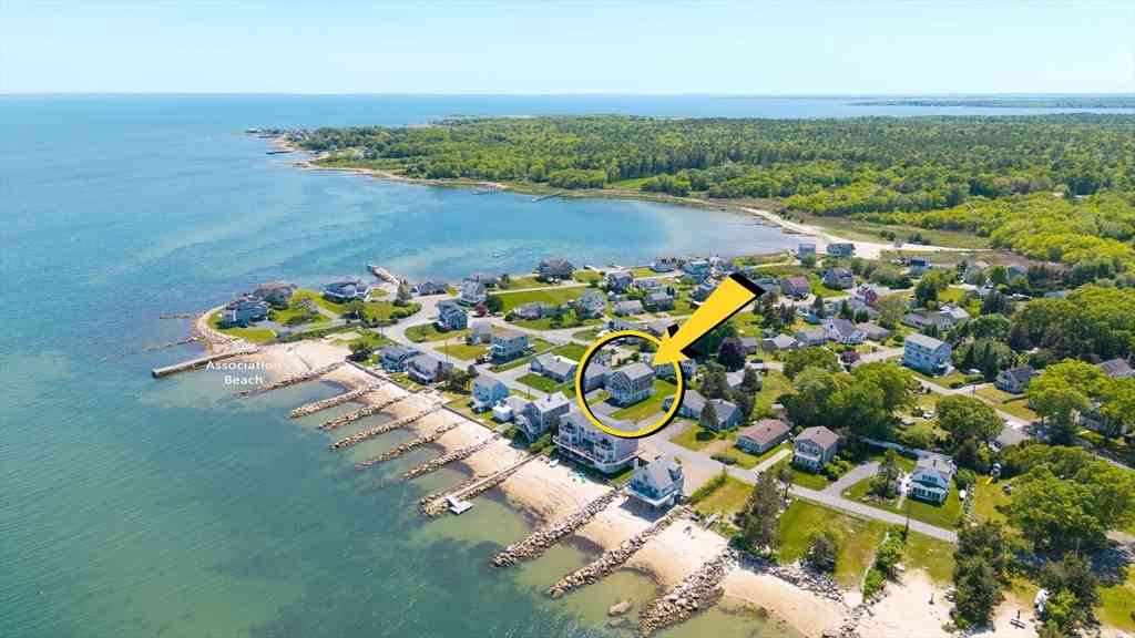 Homes For Sale - 35 Shore Dr<br/> Mattapoisett, MA 02739